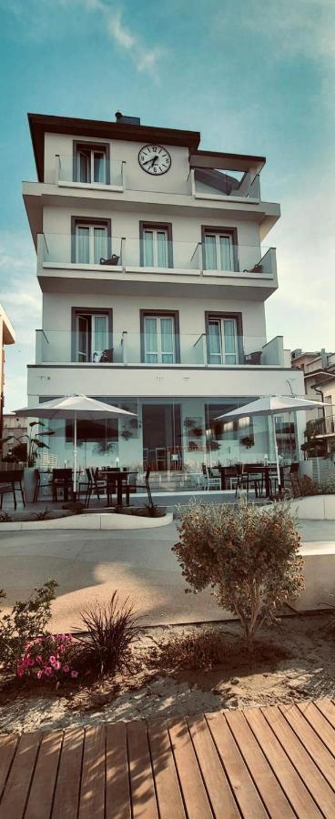 Hotel Brienz Беллария-Иджеа-Марина Экстерьер фото